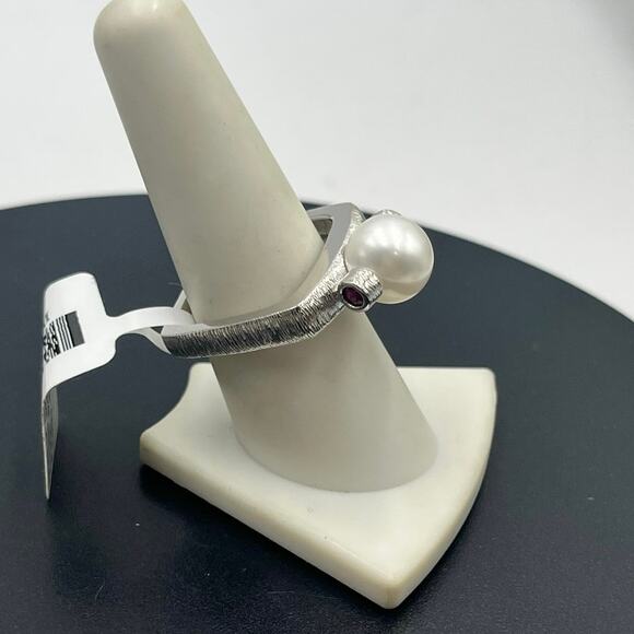 Michelle Albala 10mm Round Pearl Rhodium Sterling Ruby Cabochon Ring New Sz 9 - Picture 1 of 14